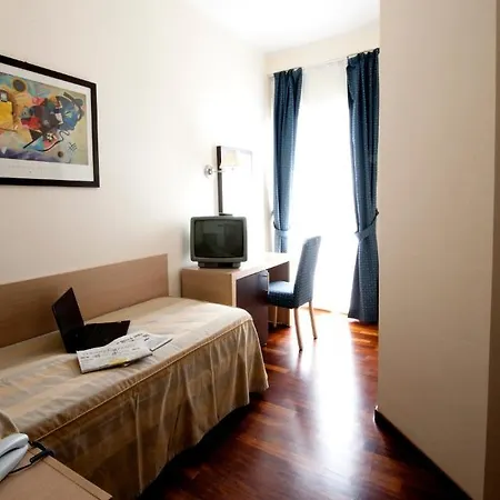 Royal Hotel